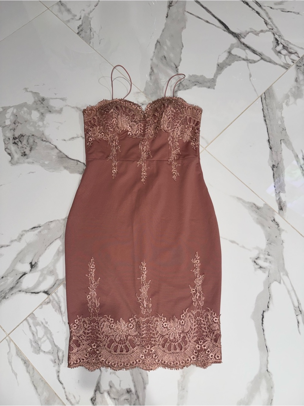 Sleeveless Lace-Trim Mini Dress in Mauve
